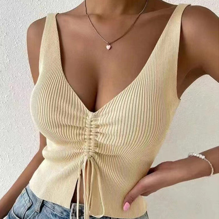 Nadia. Top