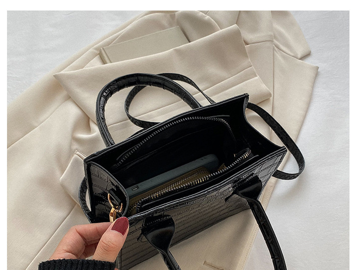 New York. Bag