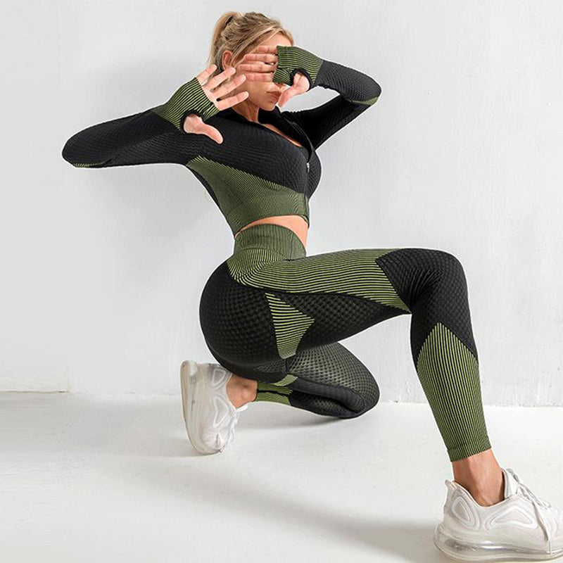 Olly. gym set 3-piece (pants+sports bra+jacket)