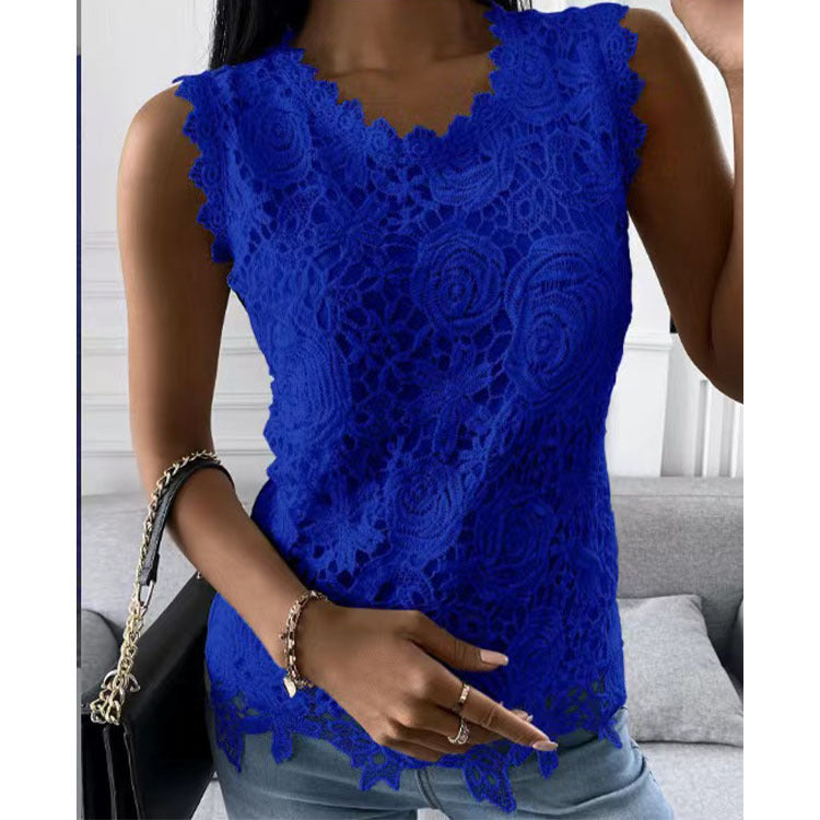 Naomi. Top
