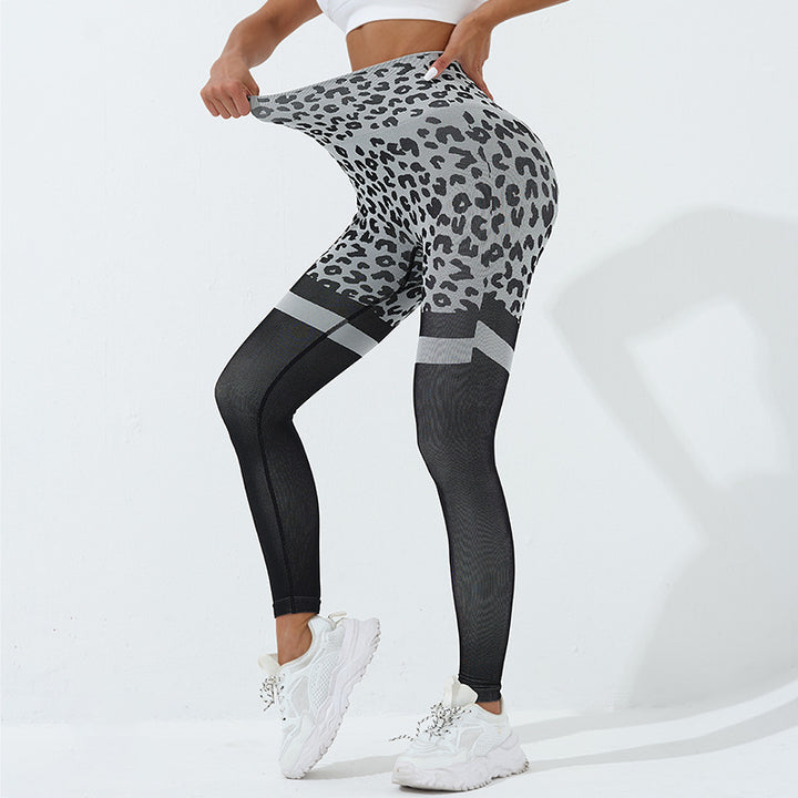 Leopard. Leggings