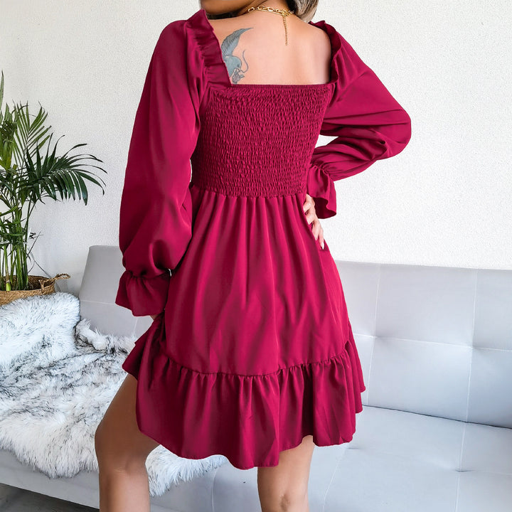 Victoria. Dress