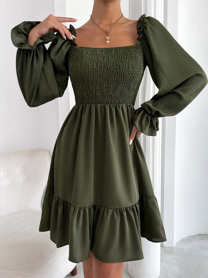 Victoria. Dress