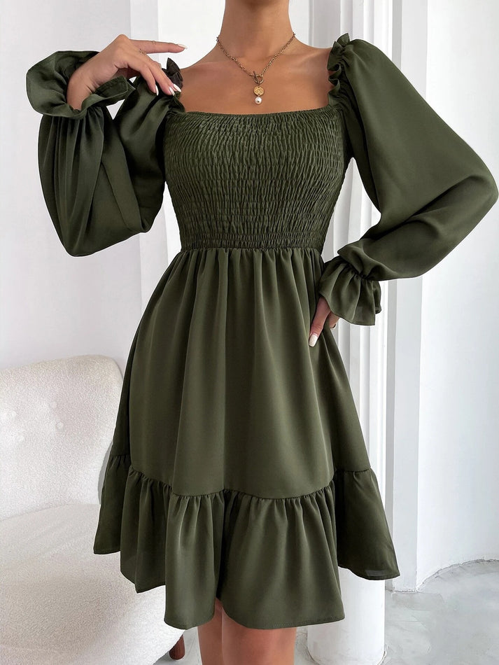 Victoria. Dress